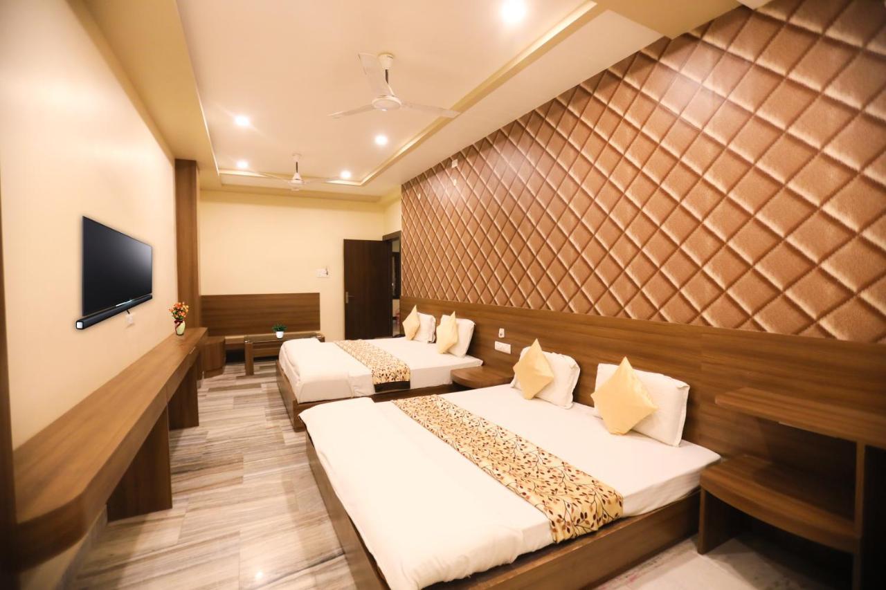 Hotel Vishwanath Váránaszi Kültér fotó