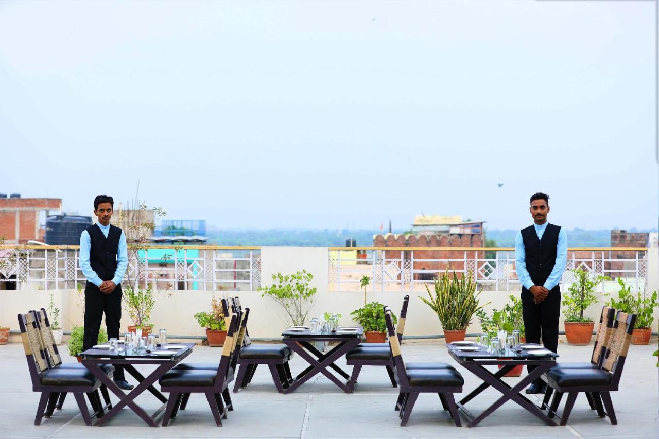 Hotel Vishwanath Váránaszi Kültér fotó